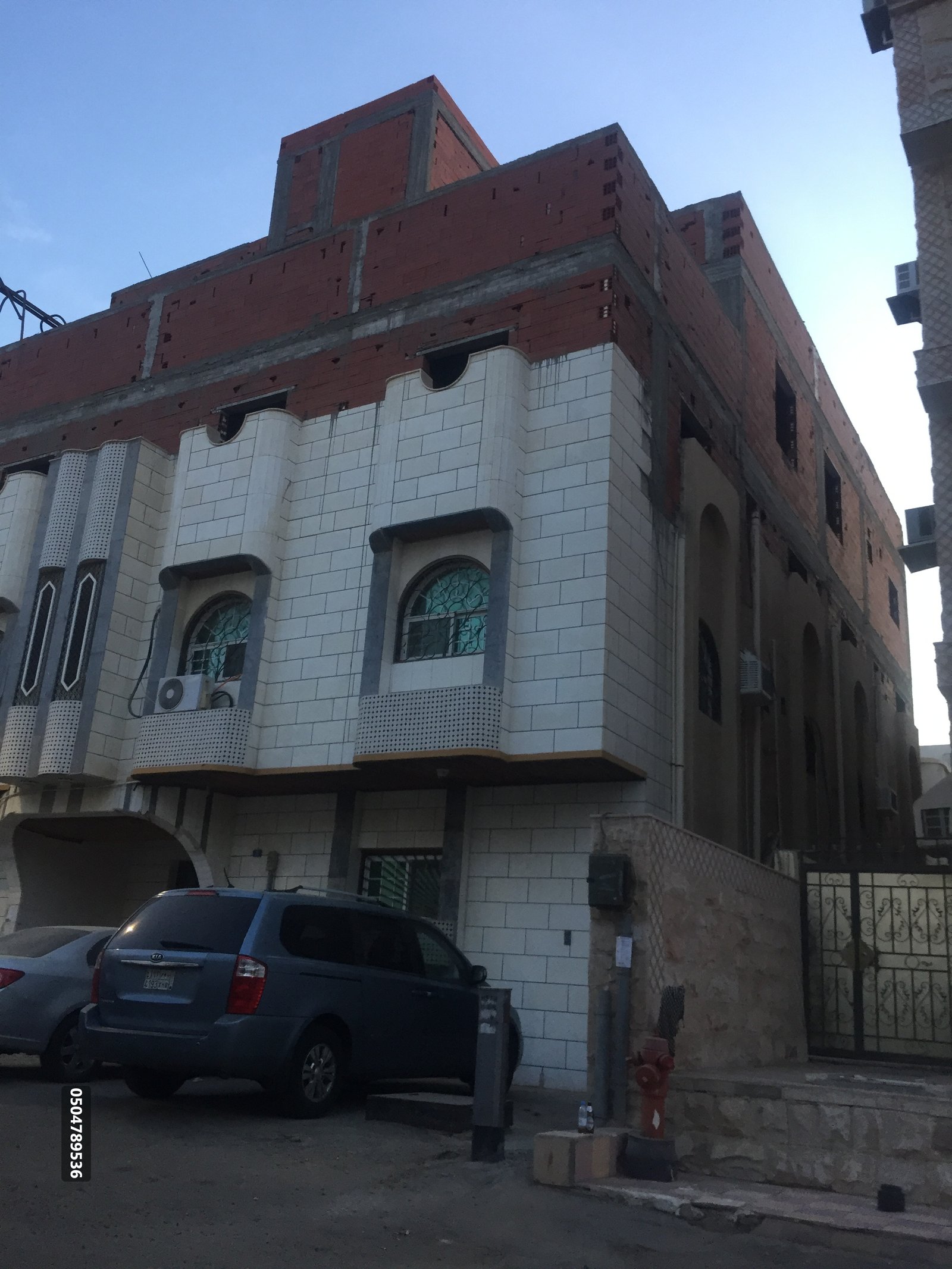 مقاول ملاحق
